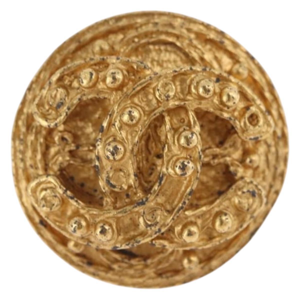 CHANEL Earring Metal Gold Tone CC Auth 198822V