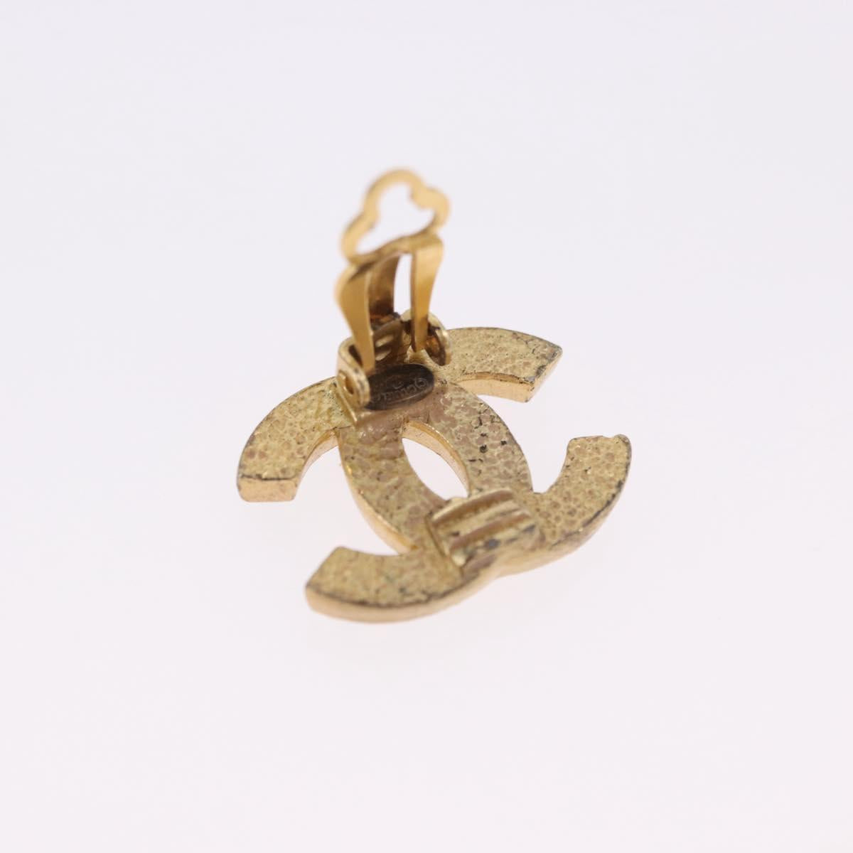 CHANEL Earring metal Gold Tone CC Auth 198849V