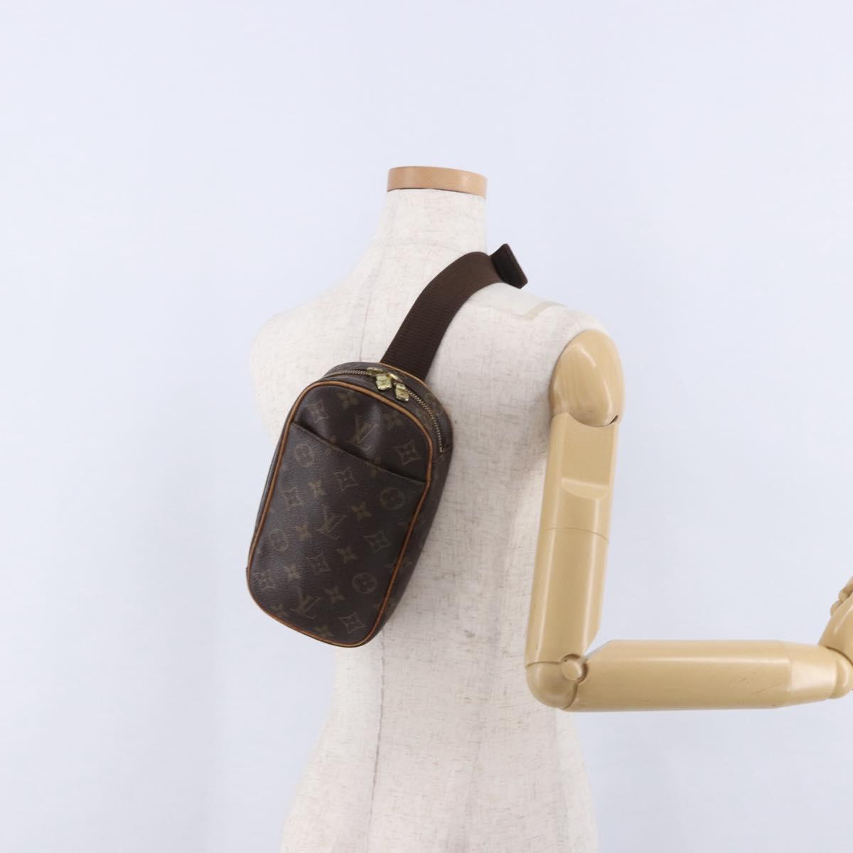 LOUIS VUITTON Monogram Pochette Gange Shoulder Bag M51870 LV Auth 198937