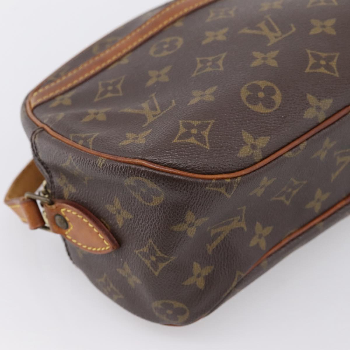 LOUIS VUITTON Monogram Blois Shoulder Bag M51221 LV Auth 198968