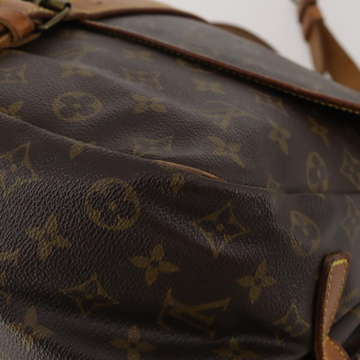 LOUIS VUITTON Monogram Saumur 35 Shoulder Bag M42254 LV Auth 199354