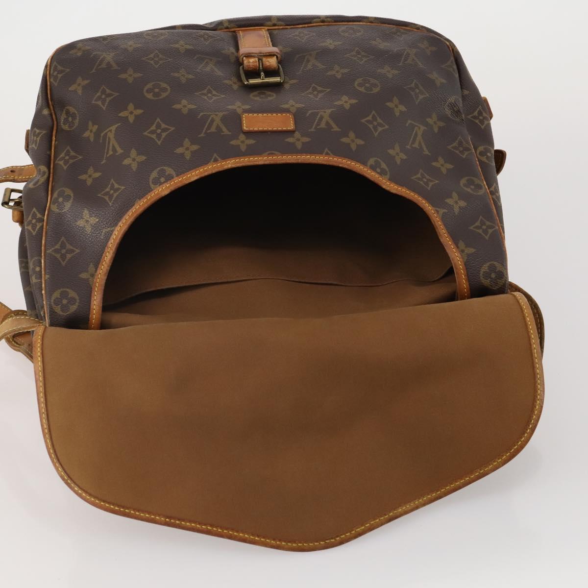 LOUIS VUITTON Monogram Saumur 35 Shoulder Bag M42254 LV Auth 199354
