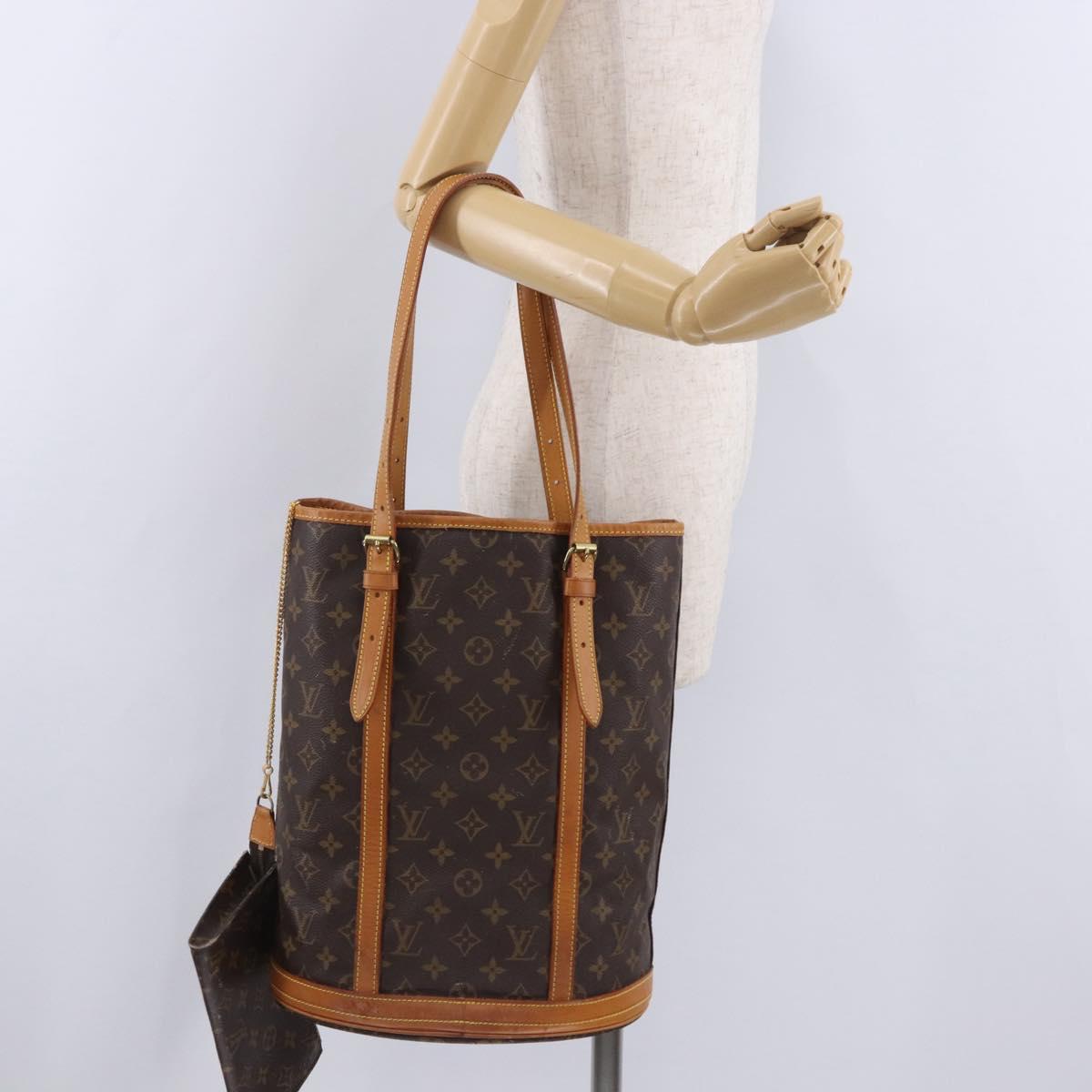 LOUIS VUITTON Monogram Bucket GM Shoulder Bag M42236 LV Auth 199487