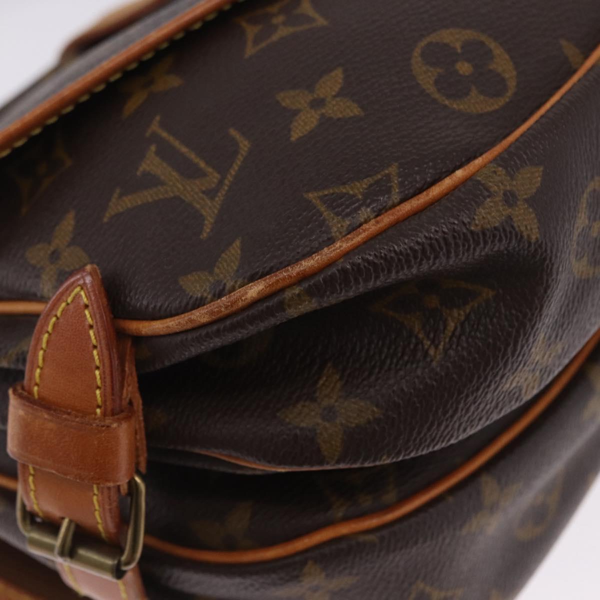 LOUIS VUITTON Monogram Saumur 30 Shoulder Bag M42256 LV Auth 199805A