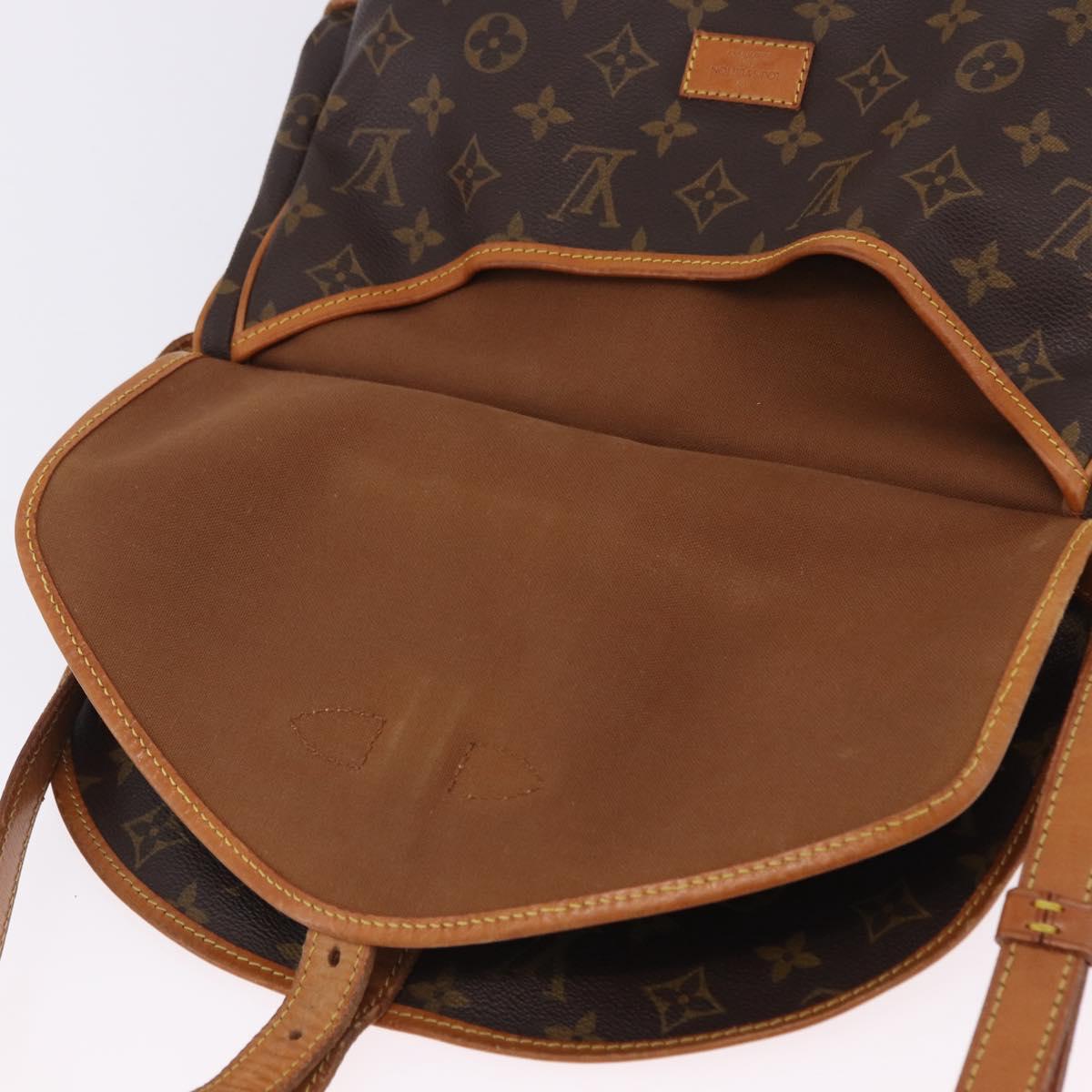 LOUIS VUITTON Monogram Saumur 30 Shoulder Bag M42256 LV Auth 199805A