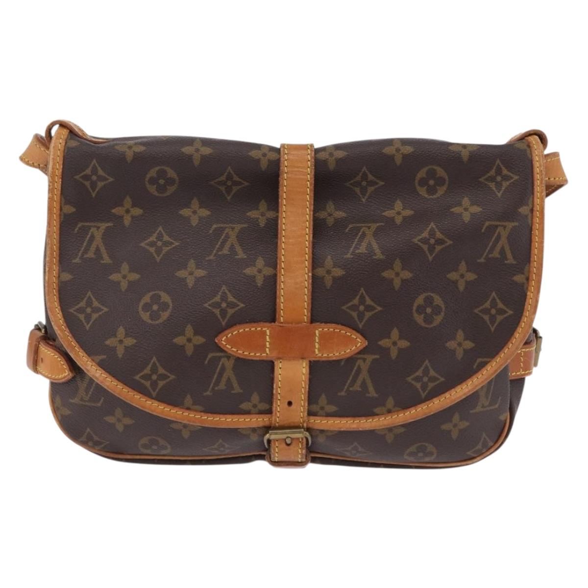 LOUIS VUITTON Monogram Saumur 30 Shoulder Bag M42256 LV Auth 199805A