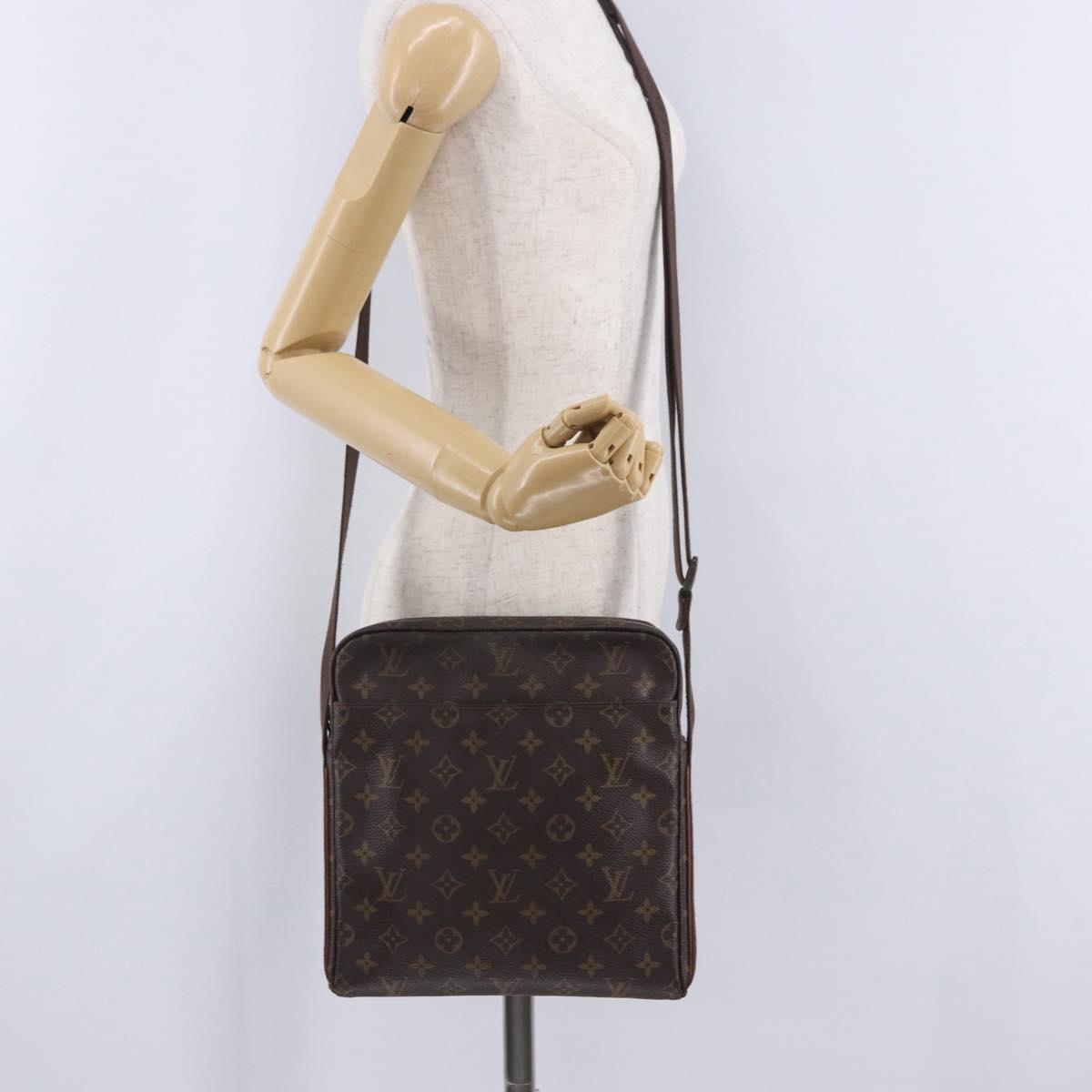 LOUIS VUITTON Monogram Trotteur Bobourg Shoulder Bag M97037 LV Auth 199812