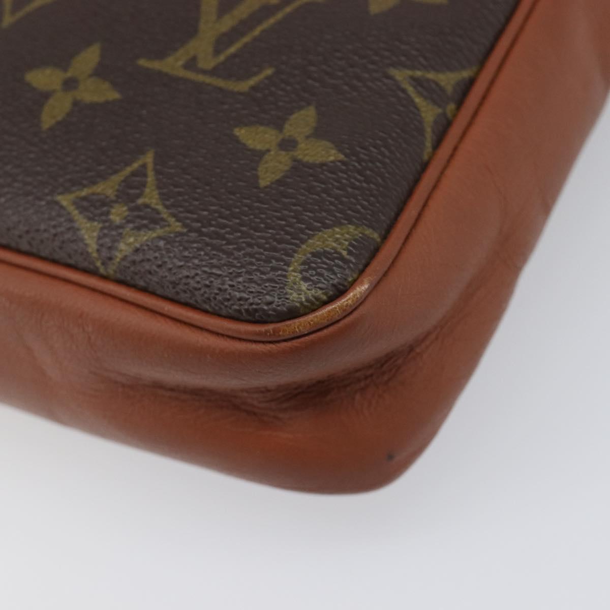 LOUIS VUITTON Monogram Sac Sports Clutch Bag LV Auth 199891A