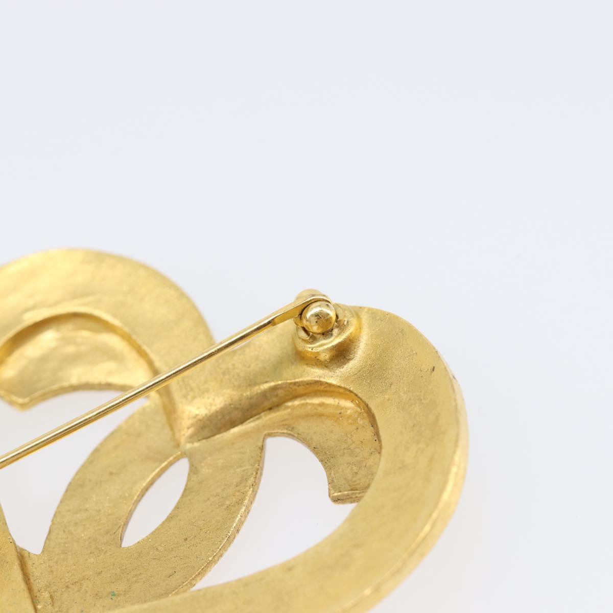 CHANEL Brooch metal Gold Tone CC Auth 199959V