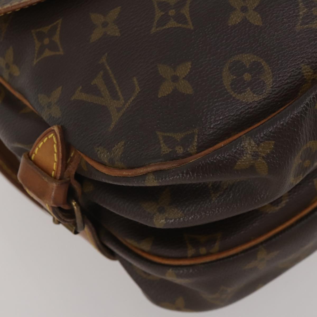 LOUIS VUITTON Monogram Saumur 30 Shoulder Bag M42256 LV Auth 200240