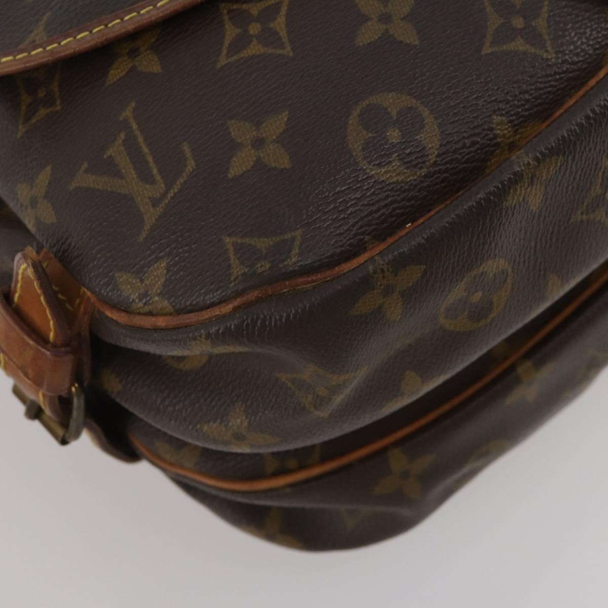 LOUIS VUITTON Monogram Saumur 30 Shoulder Bag M42256 LV Auth 200240