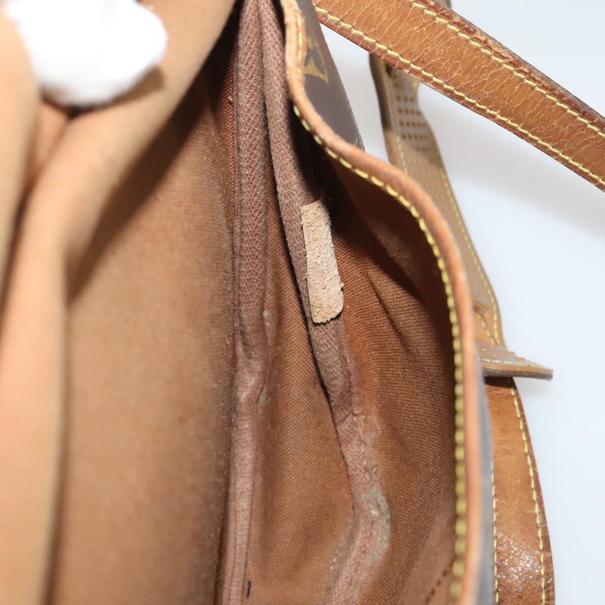 LOUIS VUITTON Monogram Saumur 30 Shoulder Bag M42256 LV Auth 200240