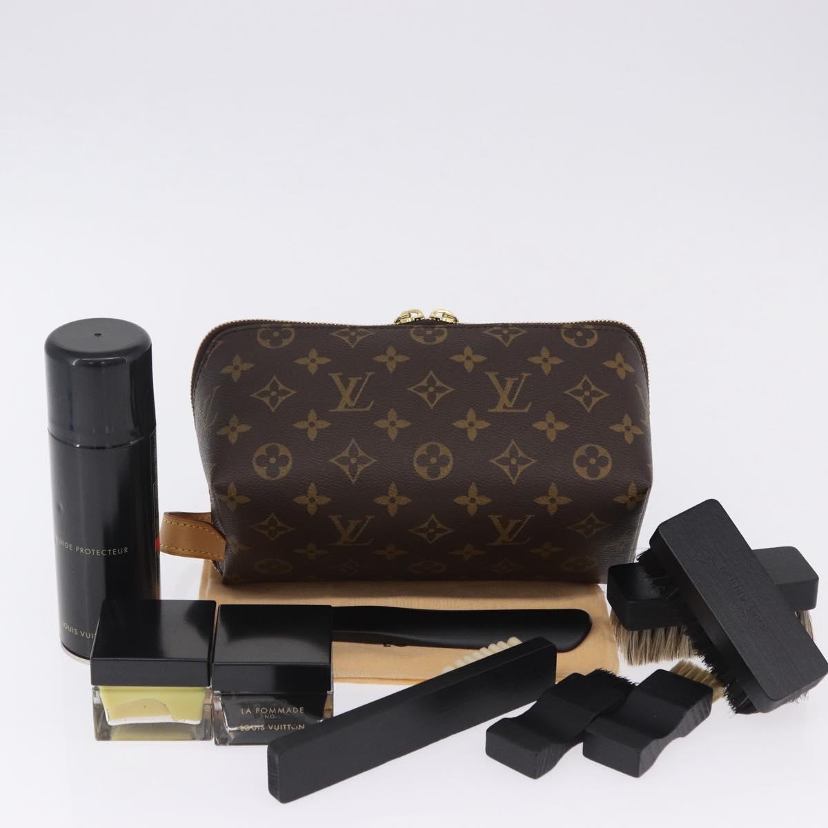 LOUIS VUITTON Monogram Shoe Care Kit Pouch M47925 LV Auth 200390A