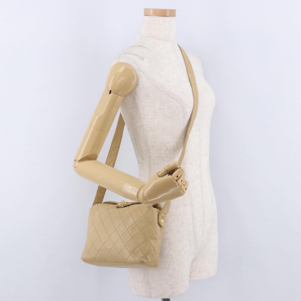 CHANEL Matelasse Shoulder Bag Lamb Skin Beige Gold CC Auth 200437A