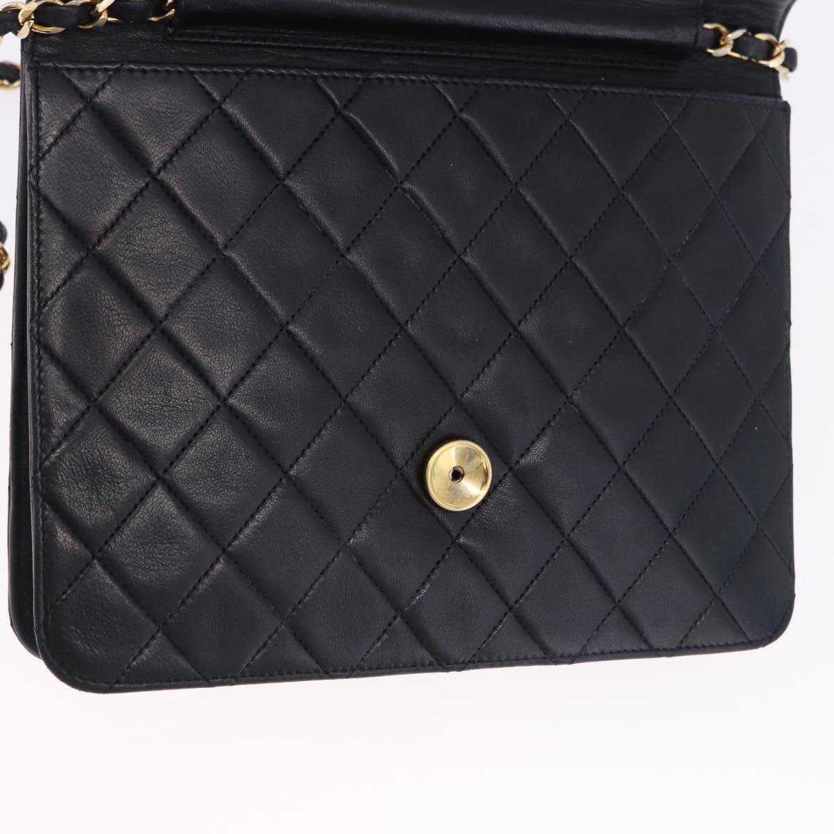 CHANEL Matelasse Chain Shoulder Bag Lamb Skin Navy Gold CC Auth 200577V