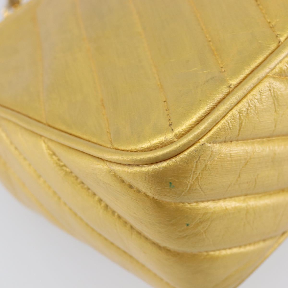 CHANEL Chain Shoulder Bag Leather Gold CC Auth 200713