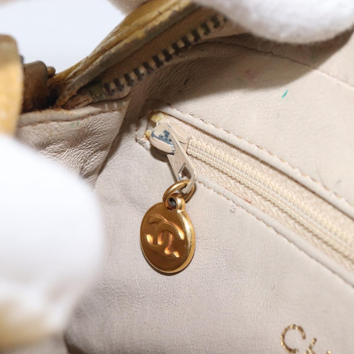 CHANEL Chain Shoulder Bag Leather Gold CC Auth 200713