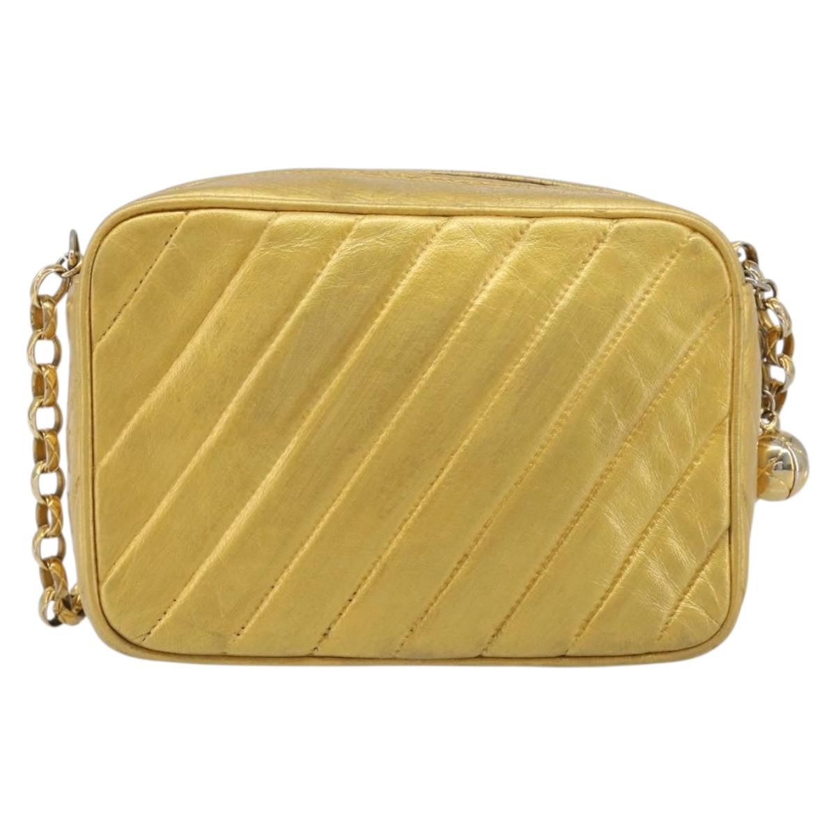 CHANEL Chain Shoulder Bag Leather Gold CC Auth 200713