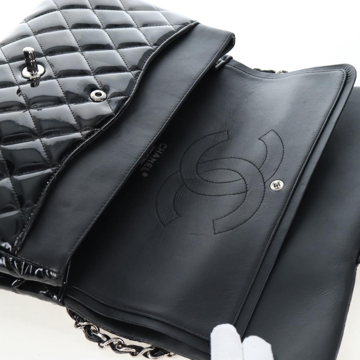 CHANEL Big Matelasse 30 Chain Bag Patent leather Black Silver CC Auth 200779M
