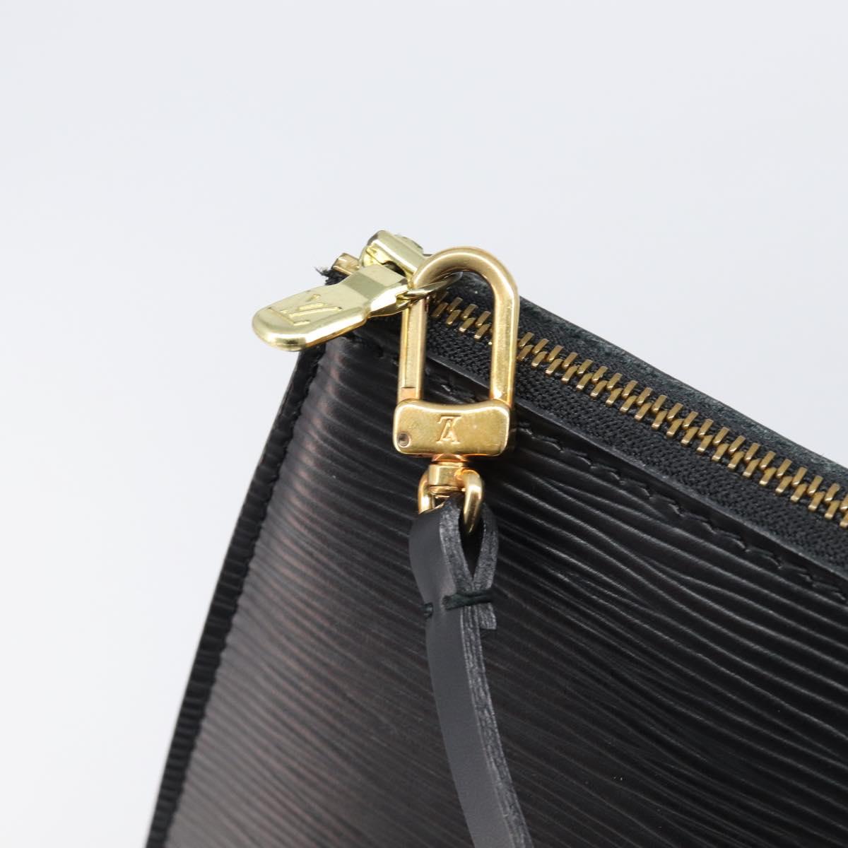LOUIS VUITTON Epi Pochette Accessoires Pouch Black M52982 LV Auth 200836V