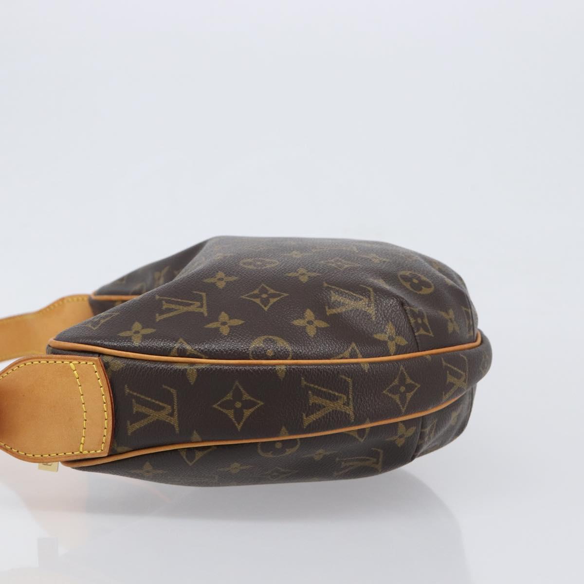 LOUIS VUITTON Monogram Croissant MM Shoulder Bag M51512 LV Auth 200848V