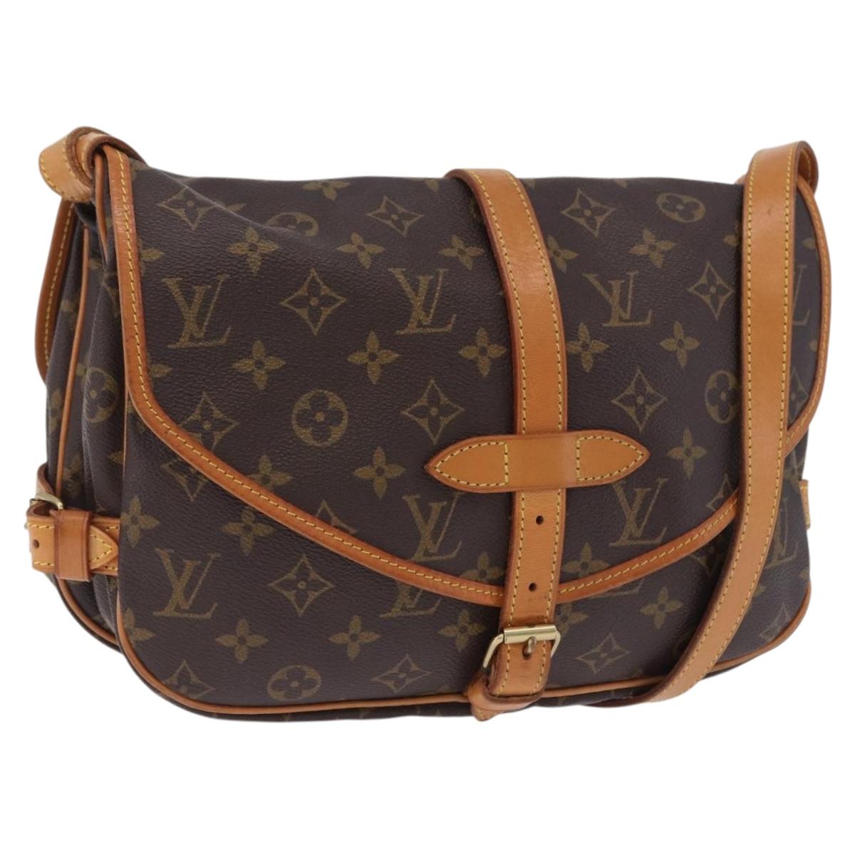 LOUIS VUITTON Monogram Saumur 30 Shoulder Bag M42256 LV Auth 200894V