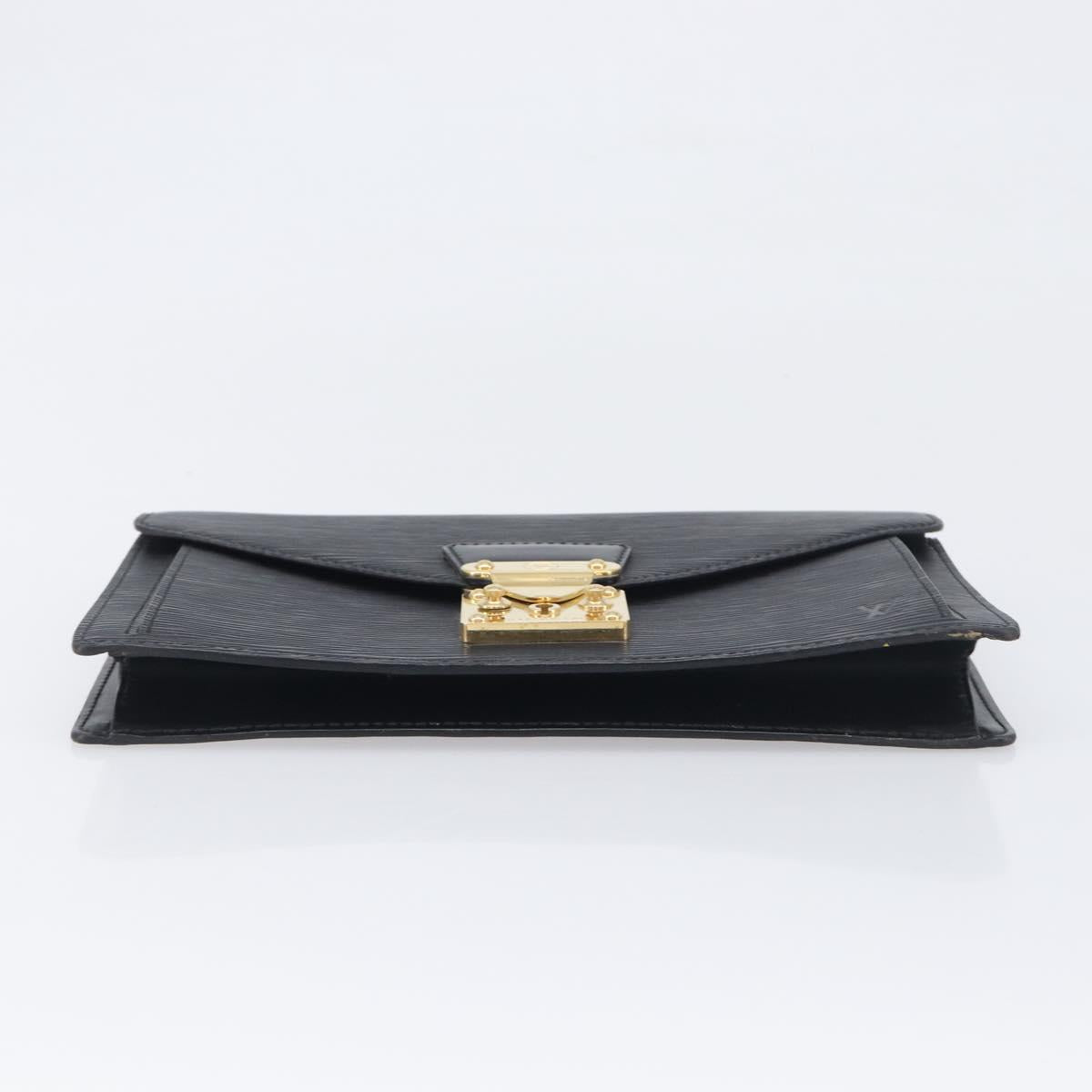 LOUIS VUITTON Epi Serie Dragonne Clutch Bag Black Noir M52612 LV Auth 200921