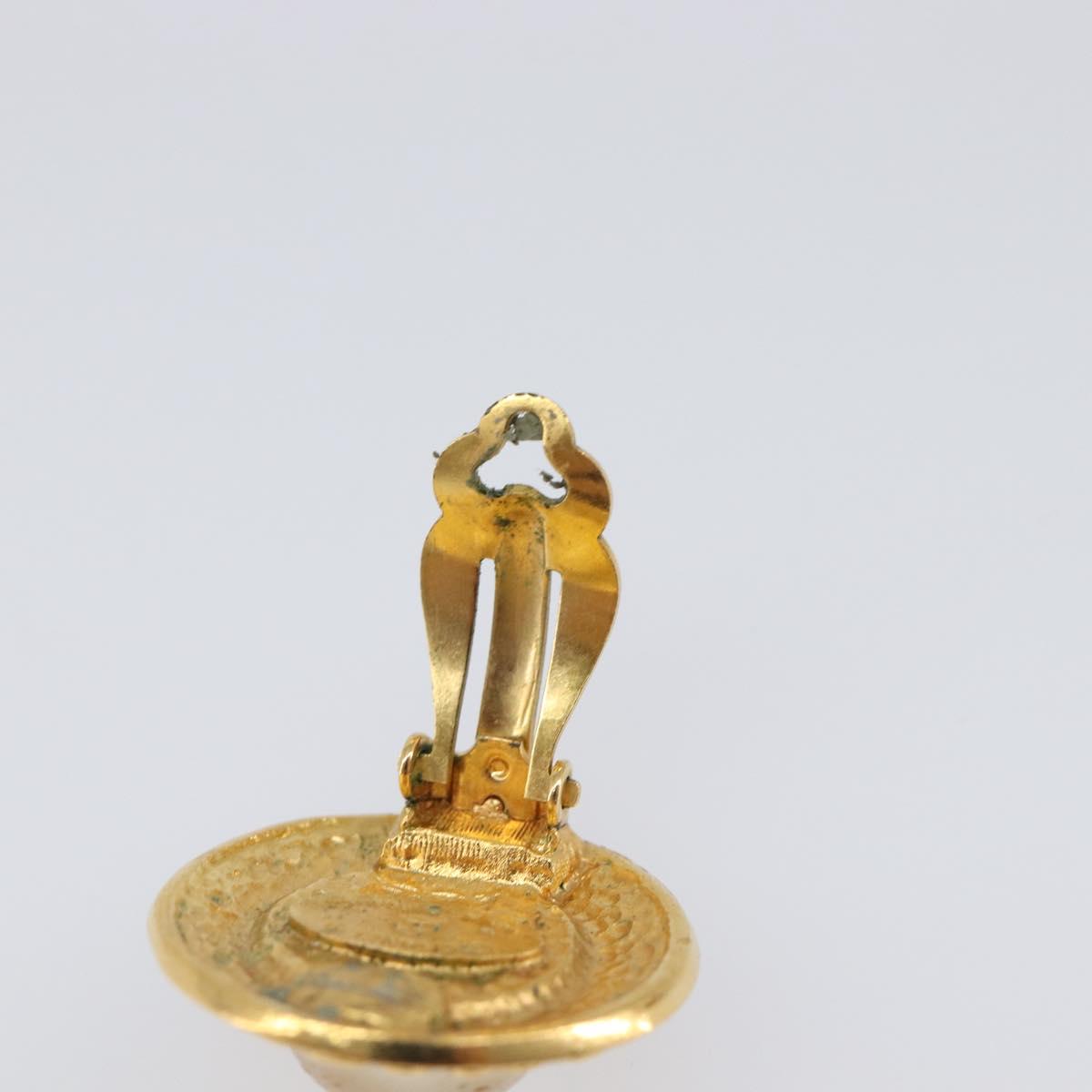 CHANEL Earring metal Gold Tone CC Auth 201016