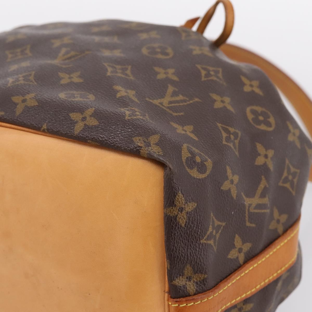 LOUIS VUITTON Monogram Petit Noe Shoulder Bag M42226 LV Auth 201160V