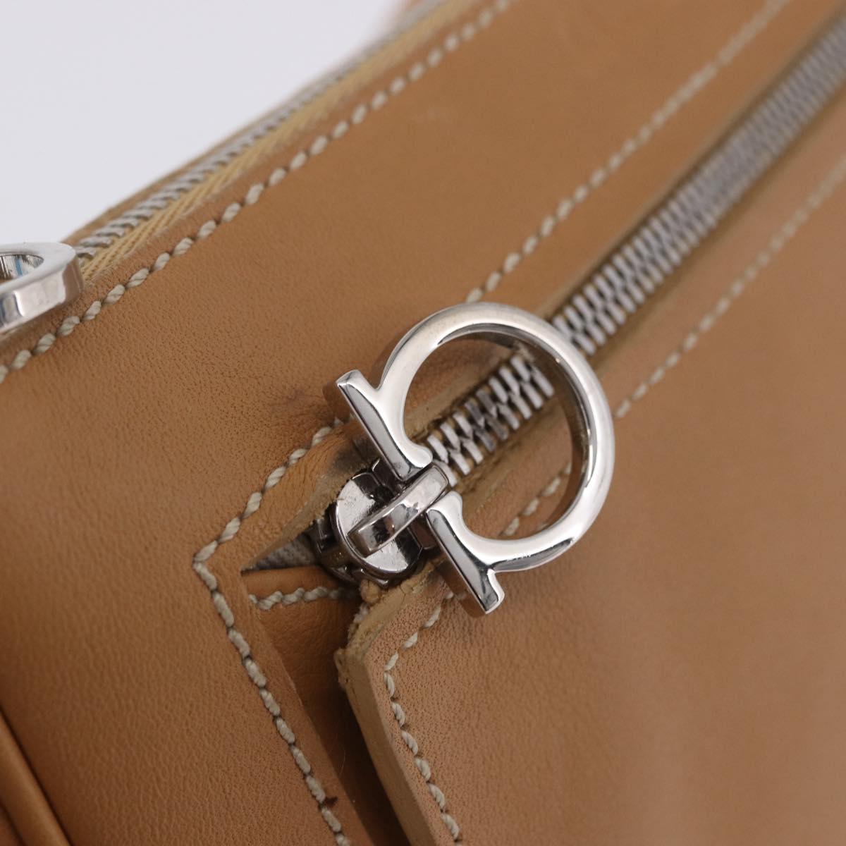 Salvatore Ferragamo Accessory Pouch Leather Beige Silver Auth 201289A