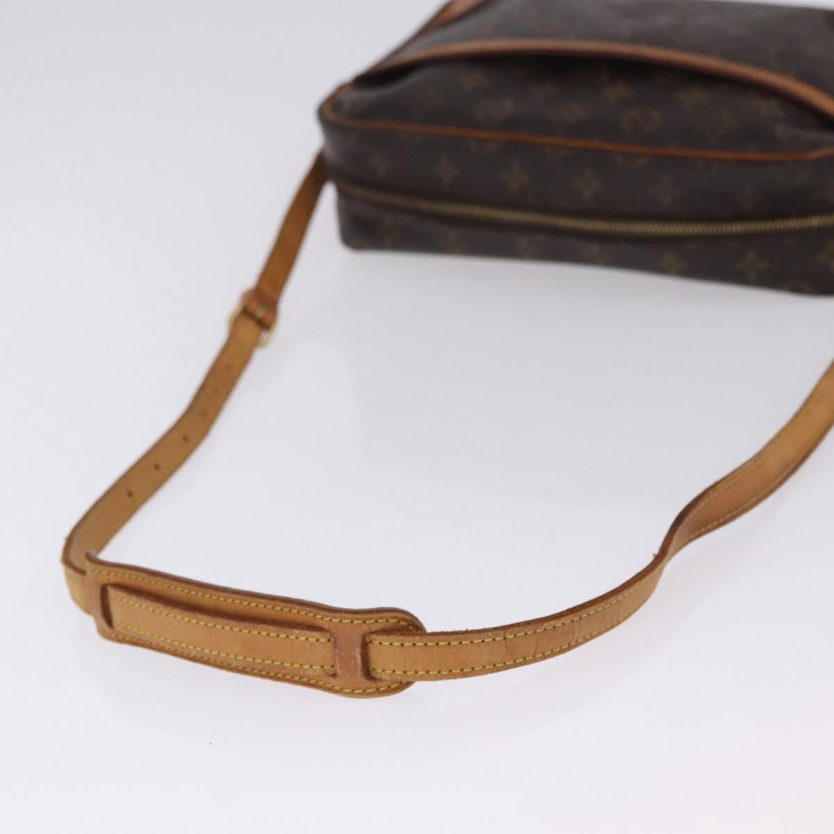 LOUIS VUITTON Monogram Trocadero 27 Shoulder Bag M51274 LV Auth 201312