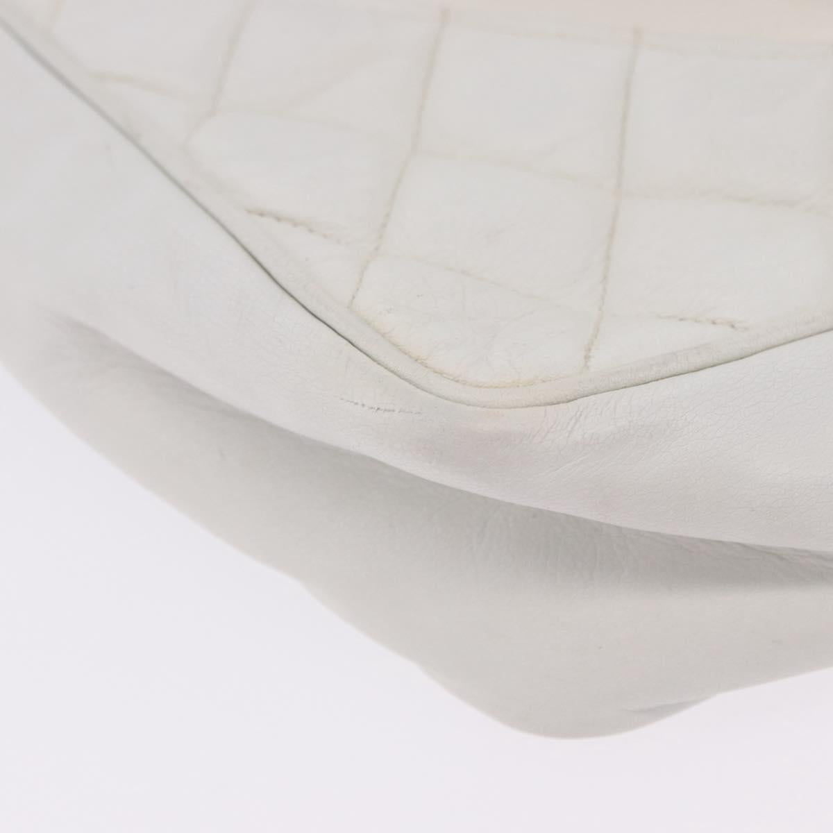 CHANEL Matelasse Chain Shoulder Bag Vinyl White Gold Tone CC Auth 201328