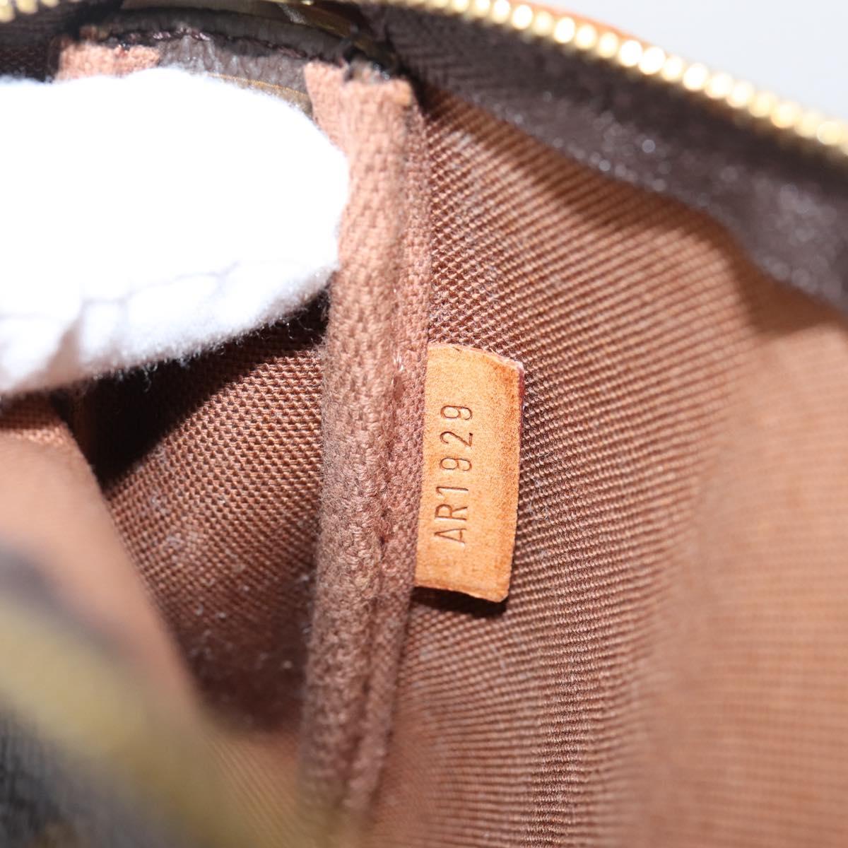 LOUIS VUITTON Monogram Pochette Accessoires Pouch M51980 LV Auth 201332V