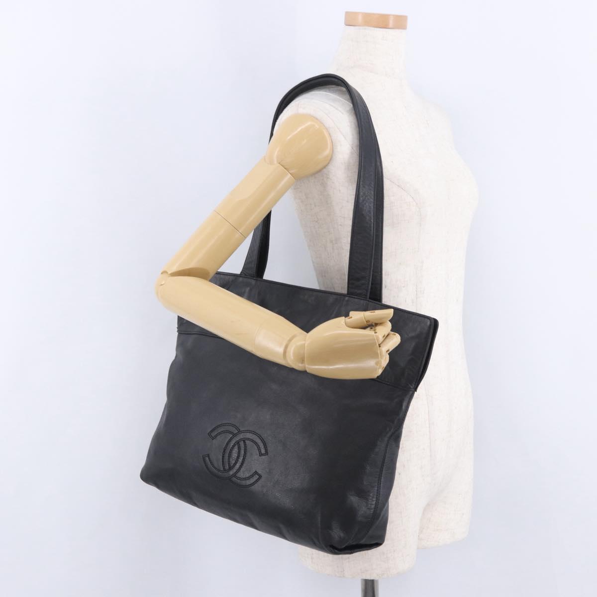 CHANEL Tote Bag Lamb Skin Black CC Auth 201339A