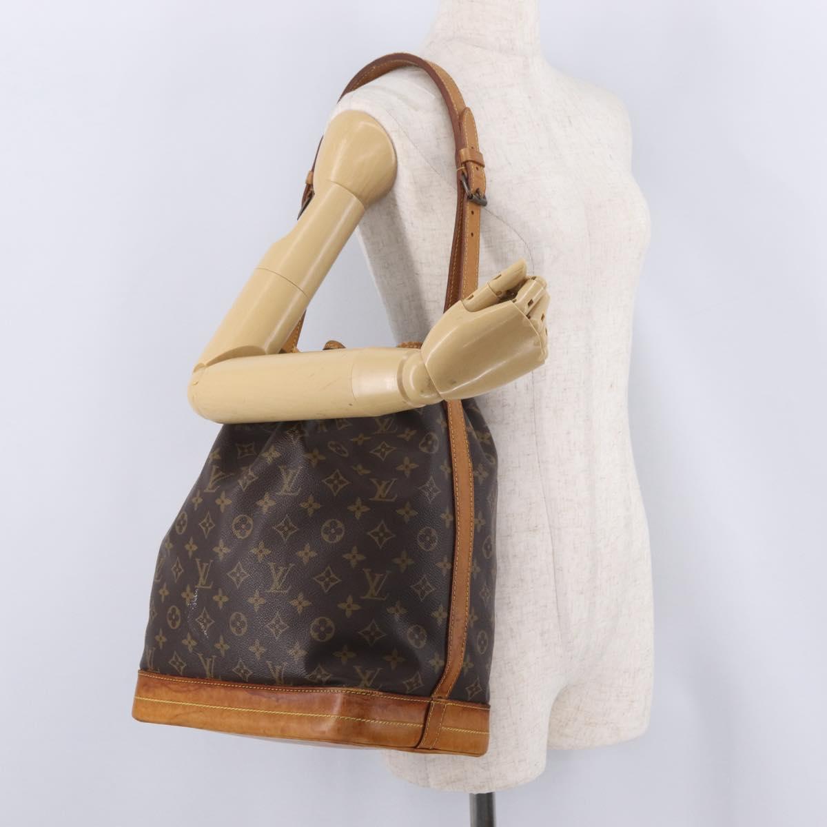 LOUIS VUITTON Monogram Noe Shoulder Bag M42224 LV Auth 201380