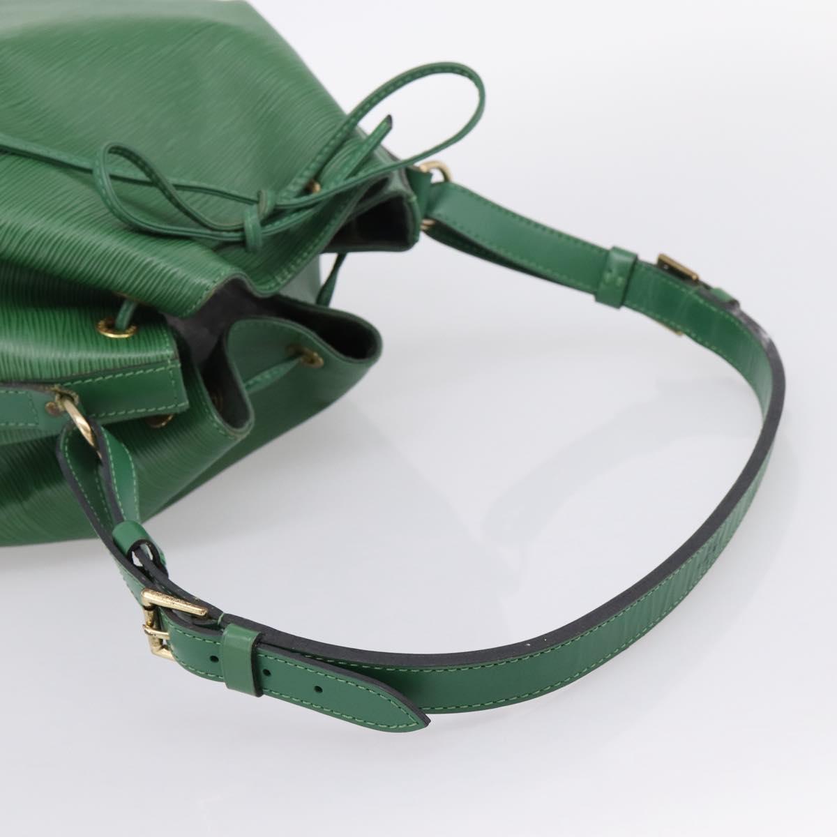 LOUIS VUITTON Epi Petit Noe Shoulder Bag Green M44104 LV Auth 201395V