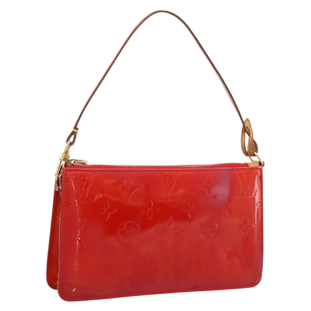 LOUIS VUITTON Monogram Vernis Lexington Pouch Red Rouge M91132 LV Auth 201512