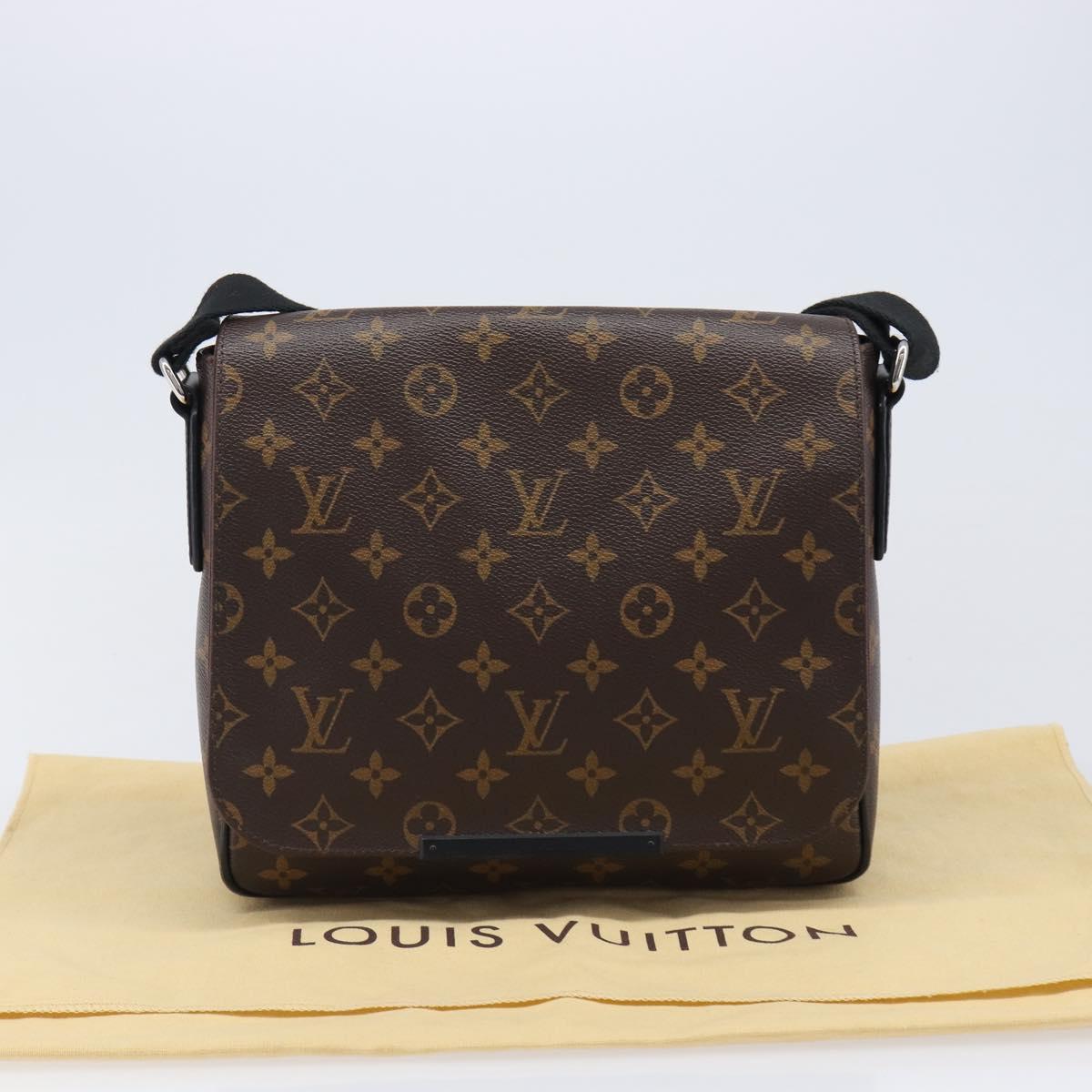 LOUIS VUITTON Monogram District PM Shoulder Bag M40935 LV Auth 201538V