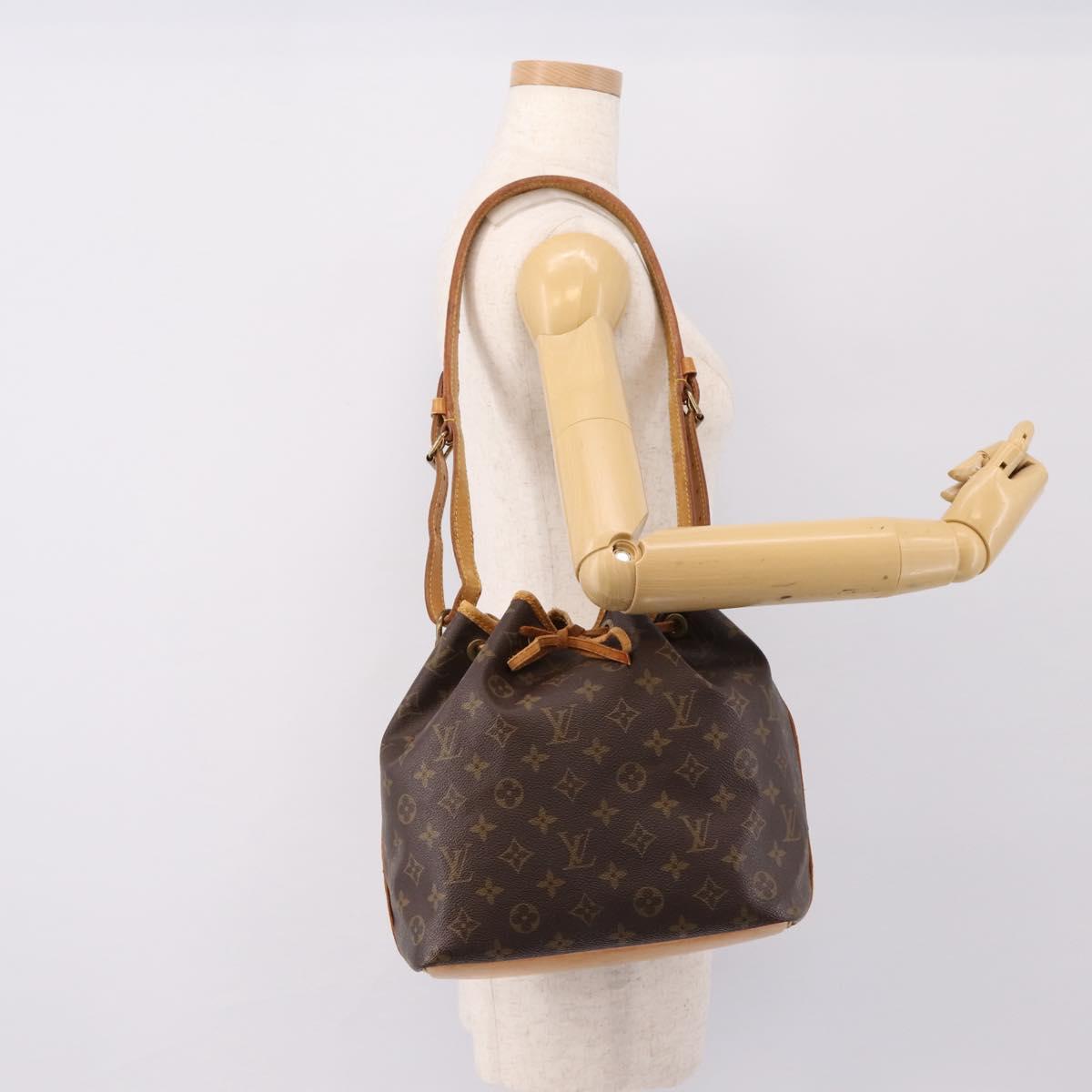 LOUIS VUITTON Monogram Petit Noe Shoulder Bag M42226 LV Auth 201918