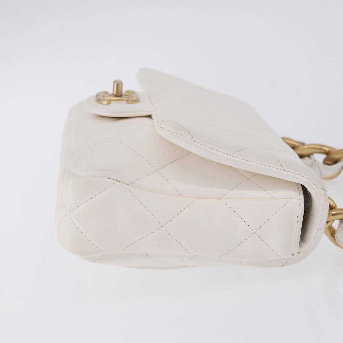 CHANEL Matelasse Chain Shoulder Bag Leather White Gold Tone CC Auth 202072SAM