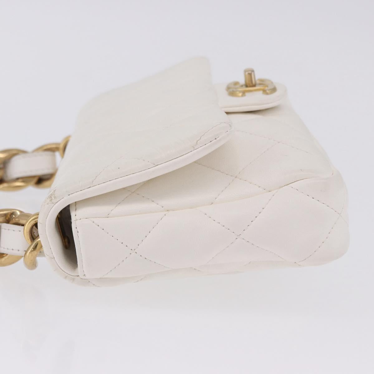 CHANEL Matelasse Chain Shoulder Bag Leather White Gold Tone CC Auth 202072SAM