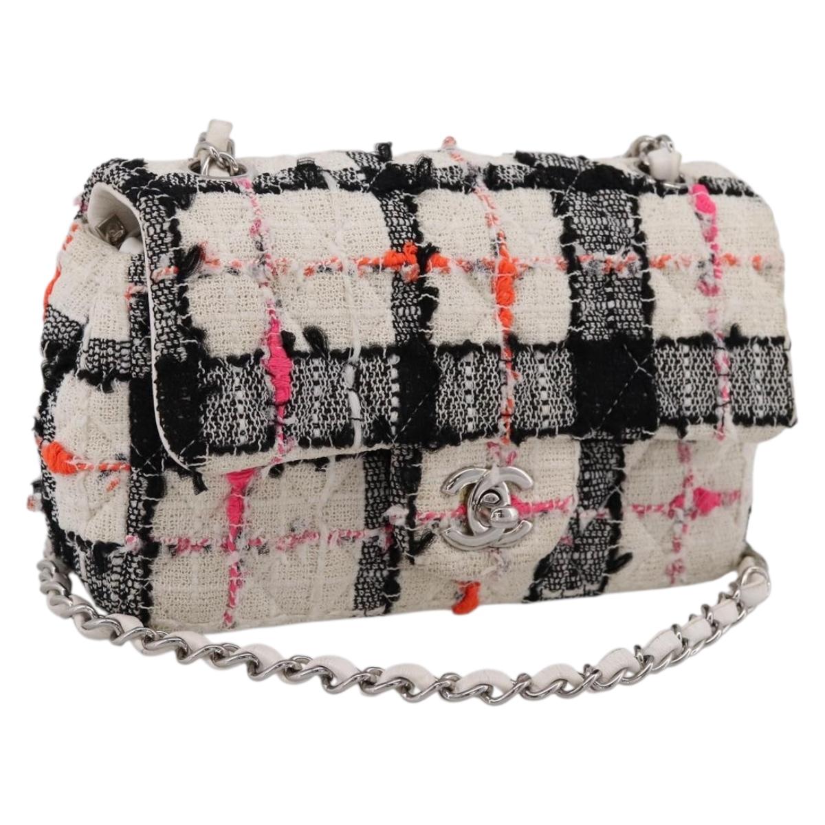 CHANEL Mini Matelasse 20 Chain Shoulder Bag tweed White Silver CC Auth 202073SM