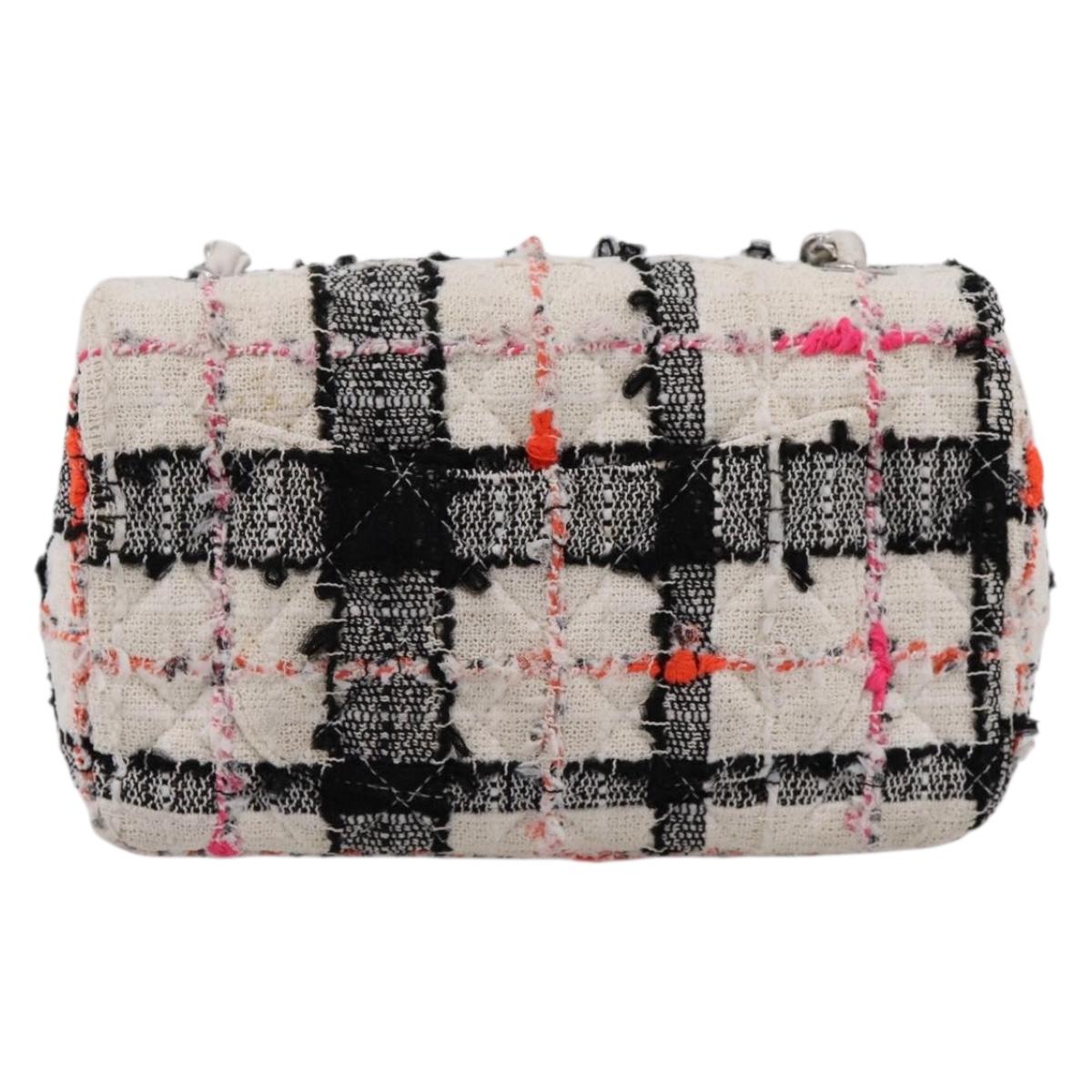 CHANEL Mini Matelasse 20 Chain Shoulder Bag tweed White Silver CC Auth 202073SM