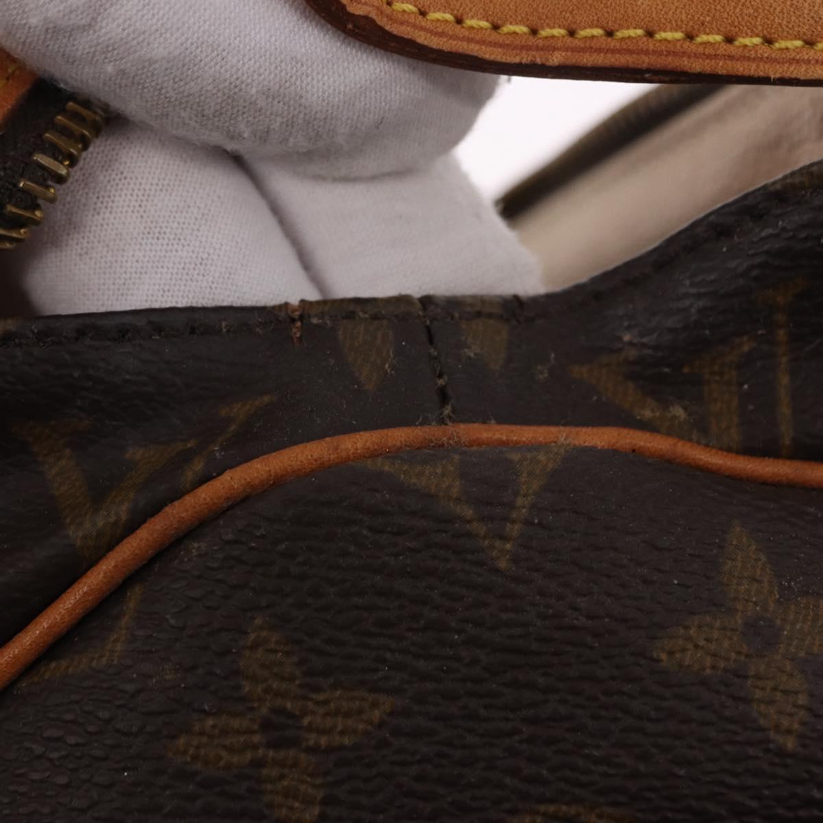 LOUIS VUITTON Monogram Trousse Patte Pression Cosmetic Pouch M47636 Auth 202190V
