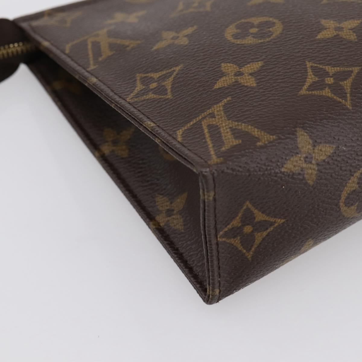 LOUIS VUITTON Monogram Poche Toilette 19 Pouch M47544 LV Auth 202192A