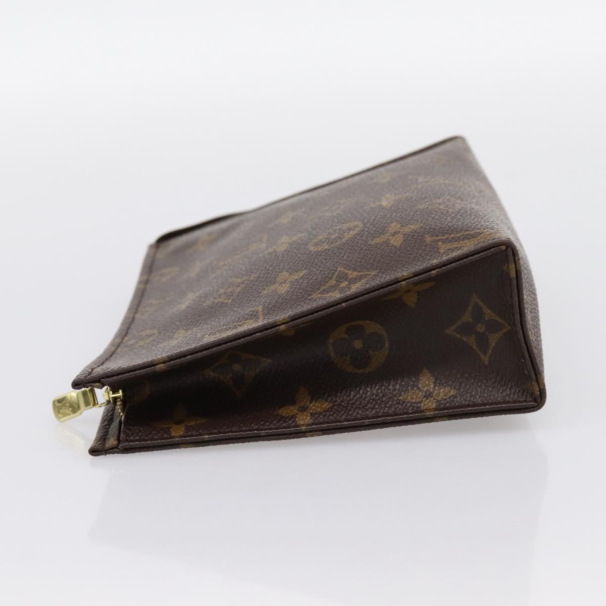 LOUIS VUITTON Monogram Poche Toilette 19 Pouch M47544 LV Auth 202192A