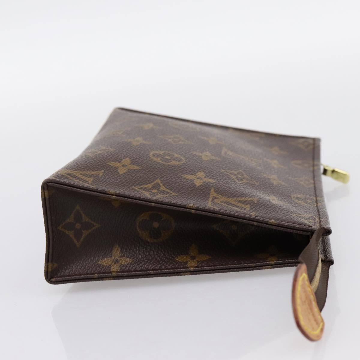 LOUIS VUITTON Monogram Poche Toilette 19 Pouch M47544 LV Auth 202192A