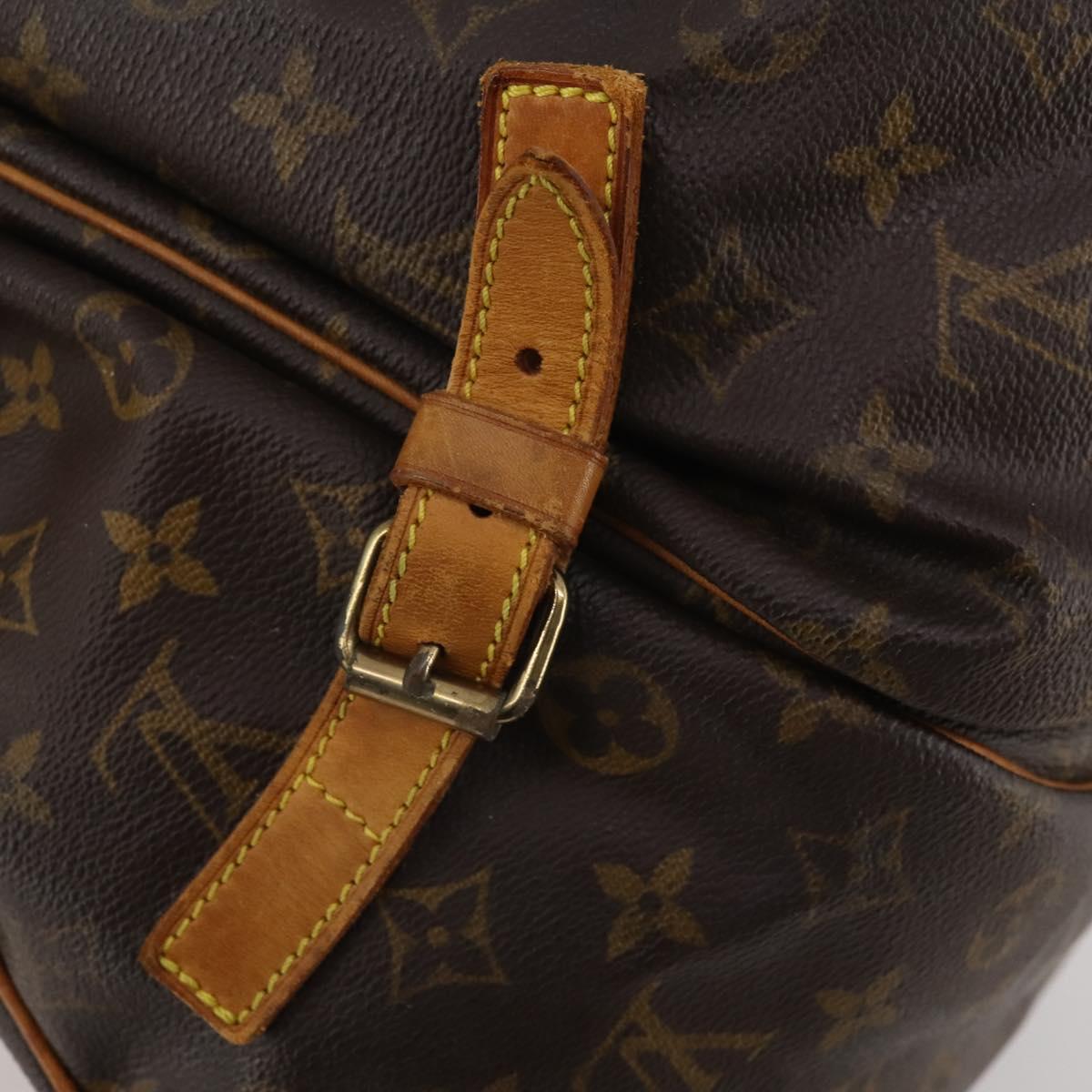 LOUIS VUITTON Monogram Saumur 35 Shoulder Bag M42254 LV Auth 202248