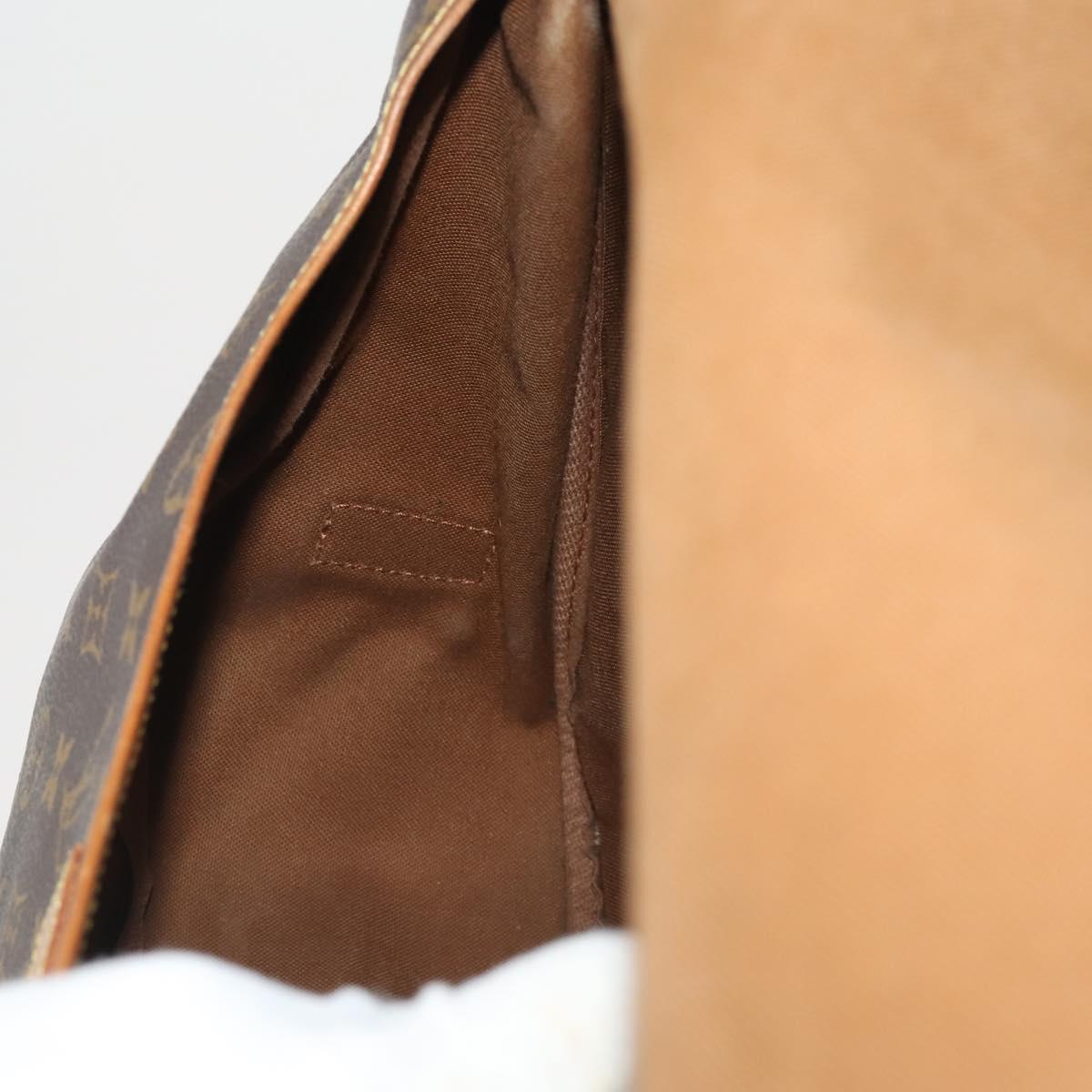 LOUIS VUITTON Monogram Saumur 35 Shoulder Bag M42254 LV Auth 202248