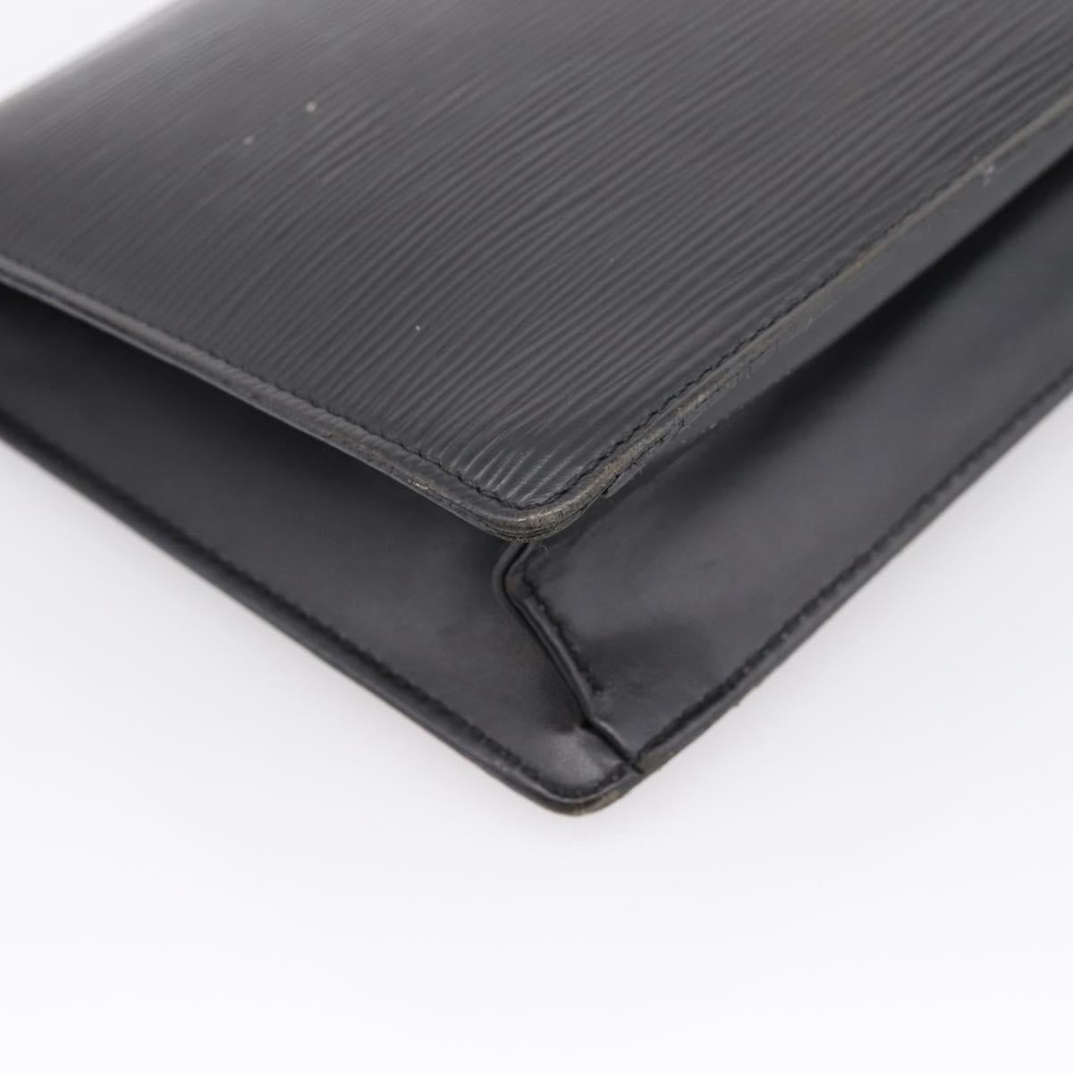 LOUIS VUITTON Epi Serie Dragonne Clutch Bag Black Noir M52612 LV Auth 202460